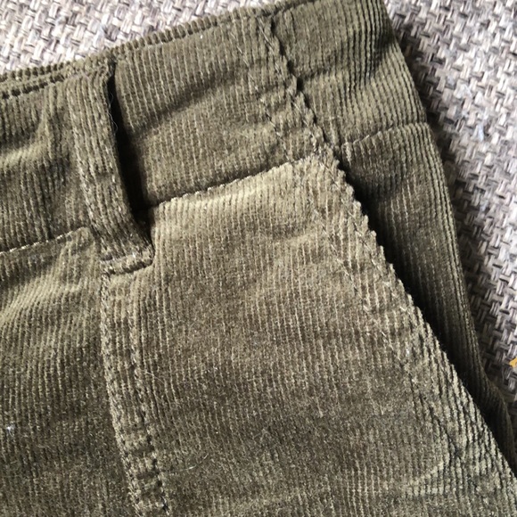 Forever 21 size S corduroy olive green skirt - Picture 6 of 6